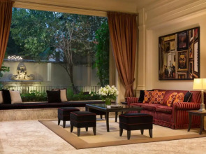 Sina Villa Medici, Autograph Collection