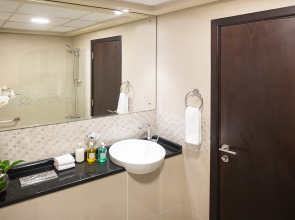 Citadines Metro Central Dubai