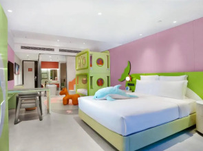 Pullman Oceanview Sanya Bay Resort & Spa