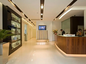 Отель Card International