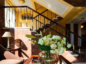 Grand Hotel International