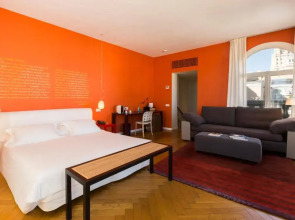 Отель Iberostar Las Letras Gran Via