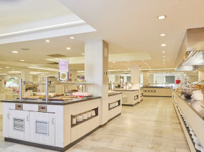 FERGUS Style Bahamas