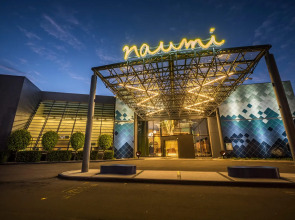 Отель Naumi Auckland Airport
