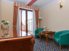 Hotel Agora Juan de Austria