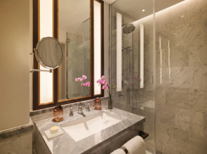 The Biltmore Mayfair