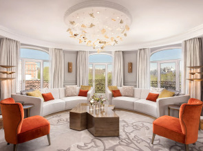 The Palace, a Luxury Collection Hotel