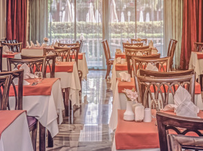 Royal Taj Mahal - All Inclusive