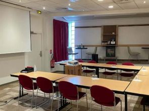 B&B HOTEL Orly Rungis Aéroport 3 étoiles