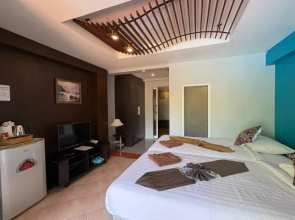 Отель Porterhouse Beach