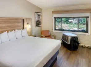 Yavapai Lodge - West & East