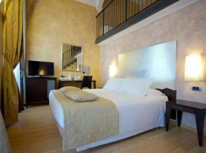 Best Western Crystal Palace Hotel