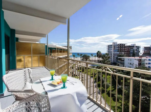 Отель Almirante 