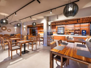 Отель Playa Sur Tenerife