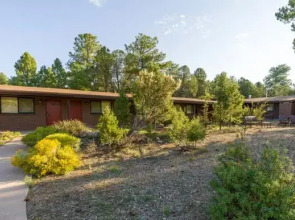 Yavapai Lodge - West & East