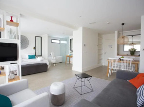 Отель Almirante 