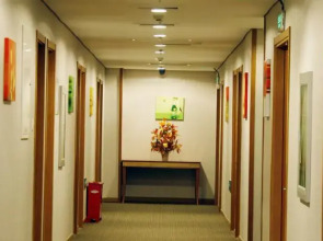 Beijing Xinghaiqi Holiday Hotel