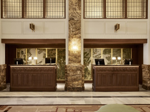 The Palace, a Luxury Collection Hotel