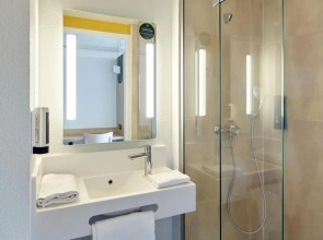 B&B HOTEL Paris Nord Gonesse Parc des Expos