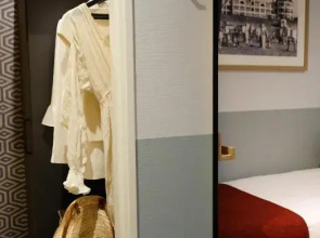 Two Brothers Noordwijk Beach