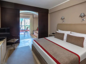 JAZ Makadi Oasis Resort