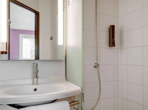 B&B HOTEL Marseille Parc Chanot