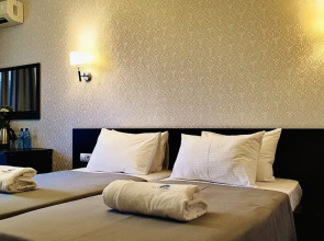 Отель Жоэквара