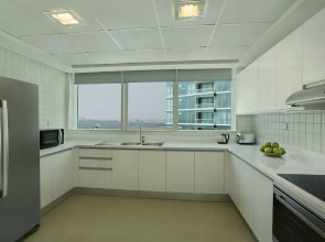 DoubleTree by Hilton Dubai - Jumeirah Beach