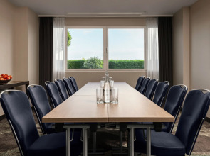 Отель Hilton Vienna Waterfront