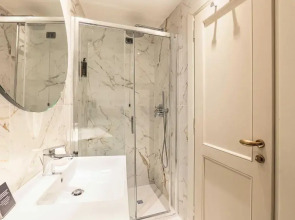 Отель B&B Hotel Firenze Laurus al Duomo