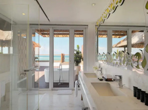 Hotel Nikko Bali Benoa Beach