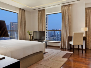 Hilton Dubai The Walk