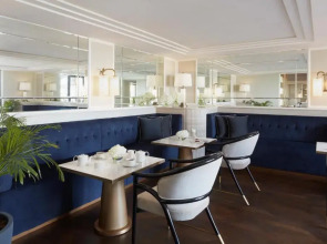 Отель Jumeirah Mina Al Salam