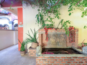 Ban Elephant Blanc Apartment