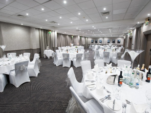 DoubleTree by Hilton Edinburgh Airport