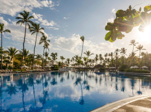 Ocean Blue & Sand Beach Resort - All Inclusive