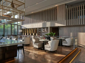 The Park Nine Hotel Suvarnabhumi - Free BKK Airport Shuttle.