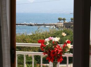 Lovely Holidays Hotel