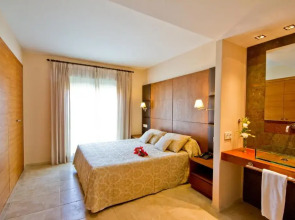 Курорт El Plantio Golf Resort