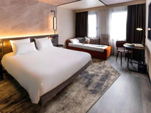 Novotel Paris Suresnes Longchamp