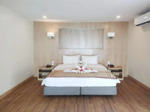 Phi Phi Holiday Resort – SHA Extra Plus