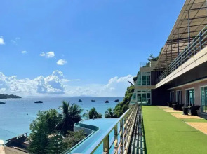 Phi Phi Cliff Beach Resort