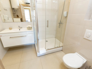 Apart Hotel MS Katunjanin