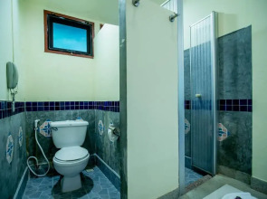 Phuket Leelavadee Hua Ting Resort