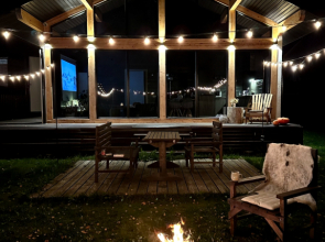 Dom S Panoramnymi Oknami I Vidom Na Les Privat House