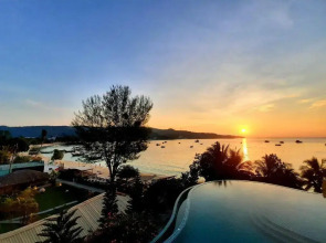 Phi Phi Cliff Beach Resort