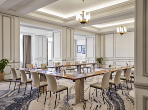 The Palace, a Luxury Collection Hotel