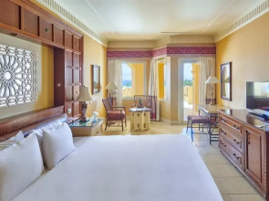 Mosaique Beach Resort