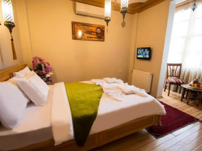 Sultan Corner Suites