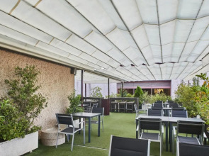 Отель Silken Puerta Madrid